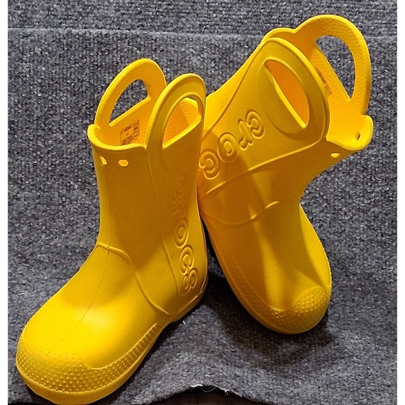 Crocs Yellow Rain Boots Unisex Kids C12 Galoshes - Picture 1 of 9